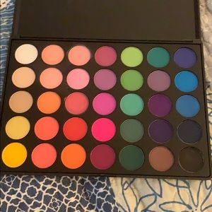 35 B Morphe